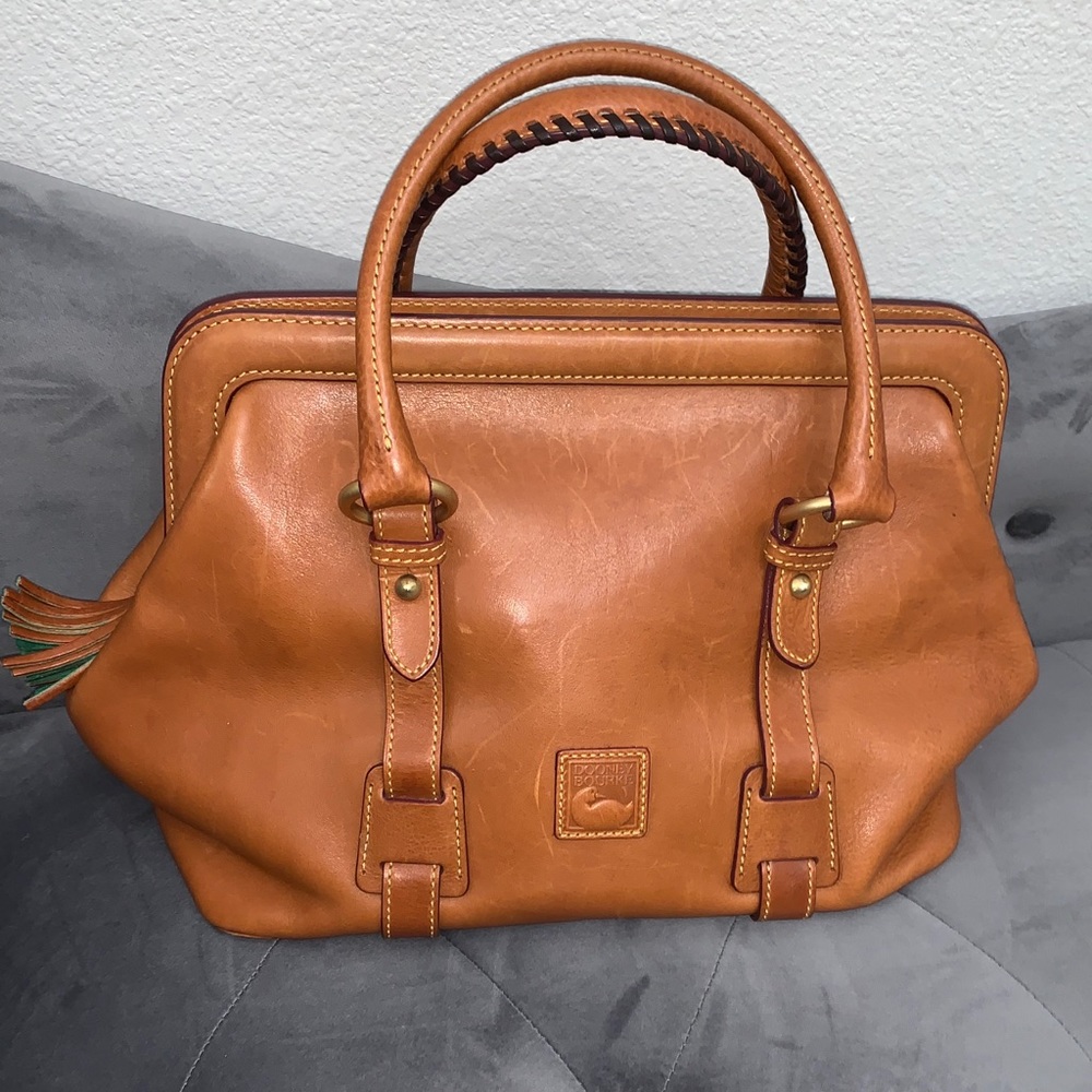 AUTHENTIC DOONEY & BOURKE HANDBAG